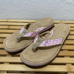 NWOT Sperry pink seersucker flip flops sandals, size 9.5